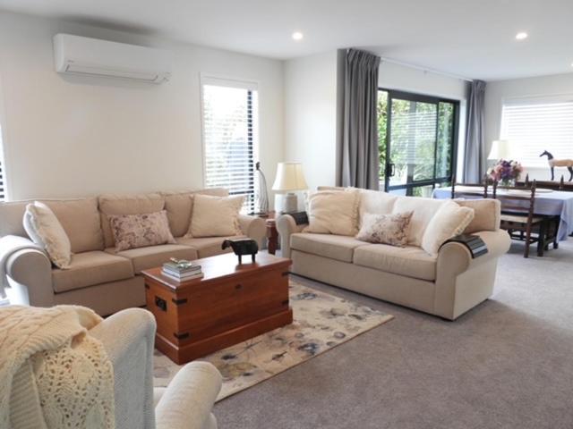 The Gate House Villa Tauranga Exterior photo